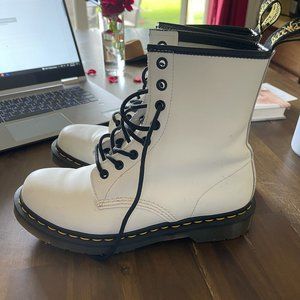 White barely worn Dr. Martens